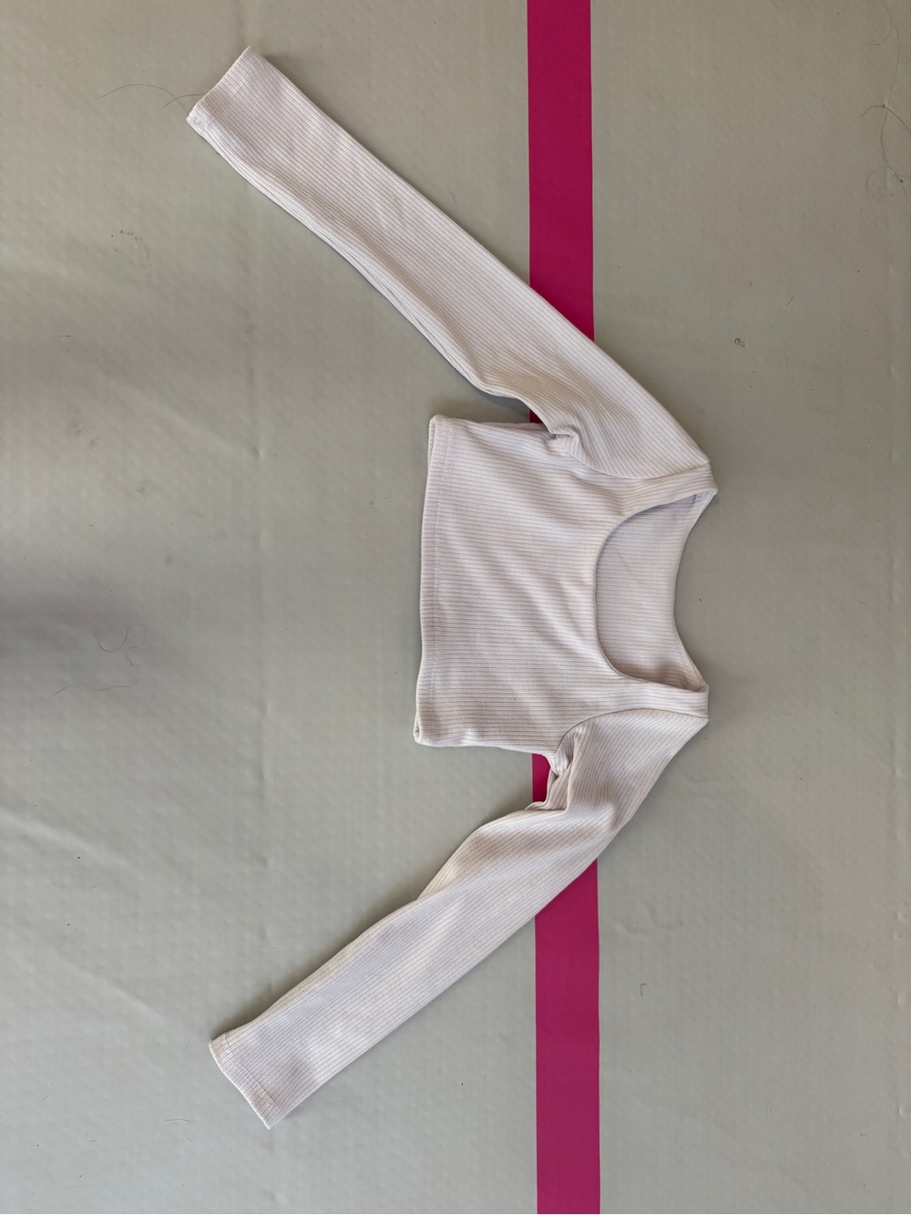 Tiger Friday White Long-Sleeve Dance Crop Top - Picture 2 of 4